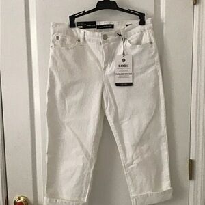 Ladies Capri Jeans